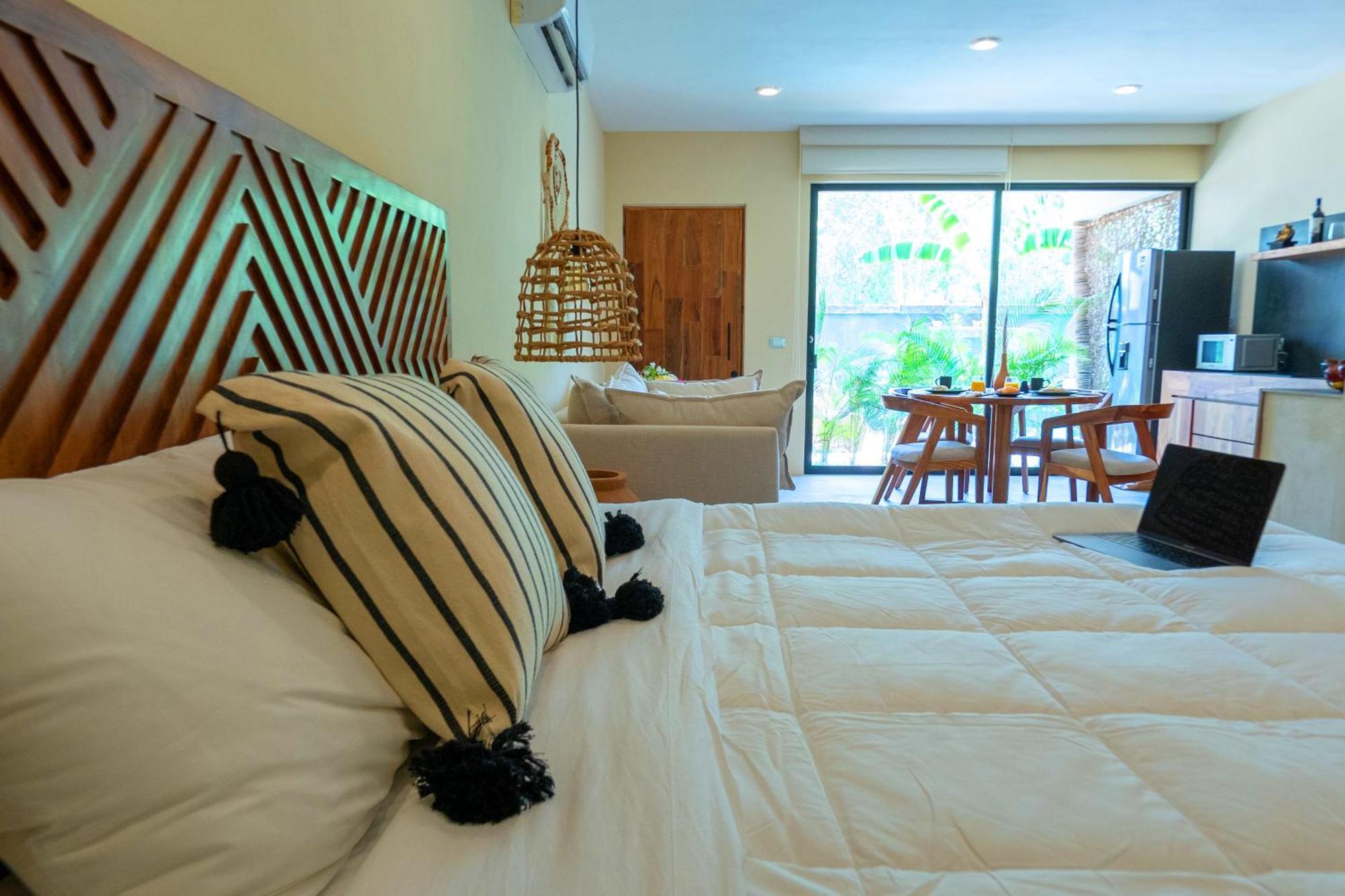 Xamira Luxury