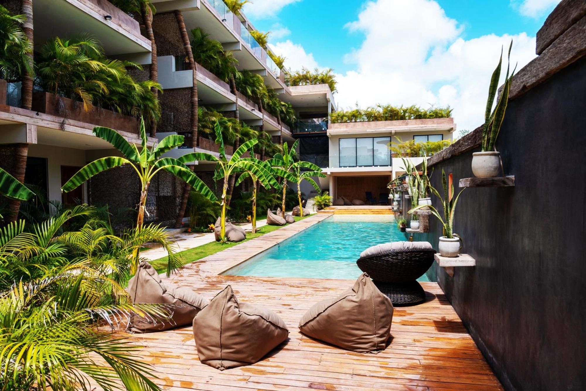 Xamira Luxury *