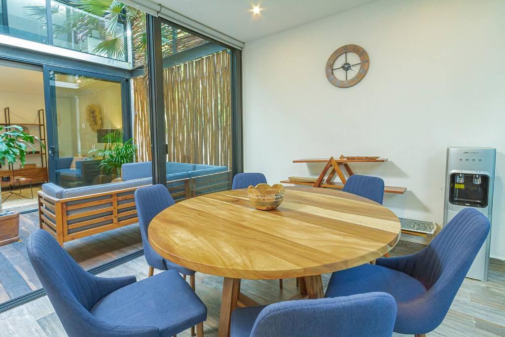 Magnificent House With Pool & Jungle View Сasa de vacaciones