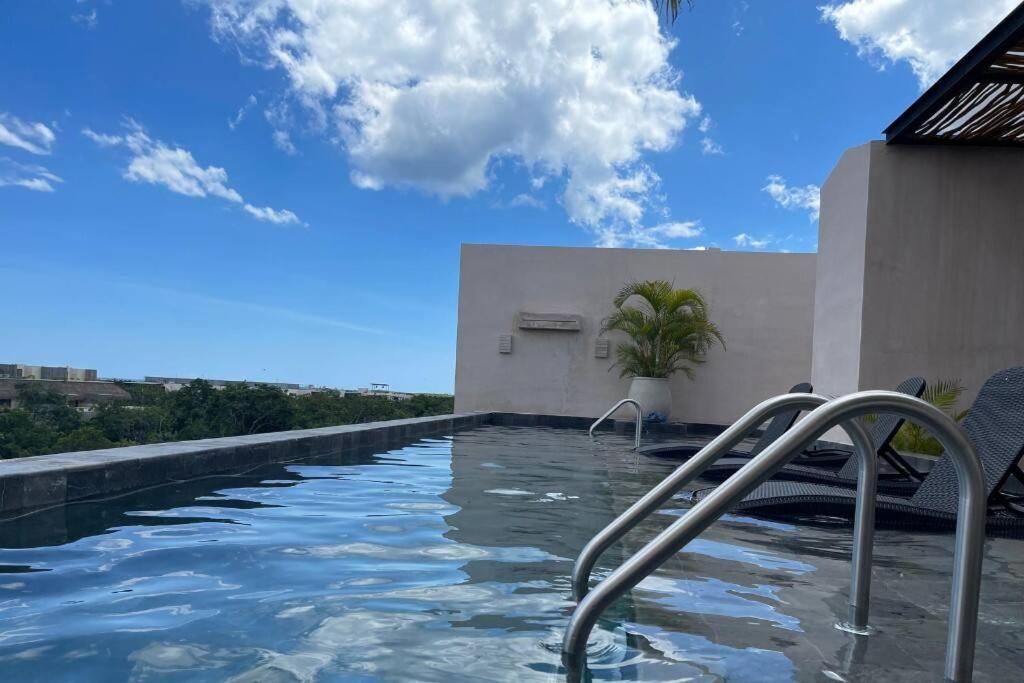 Awaken Your Adventurous Spirit - G15 * Tulum