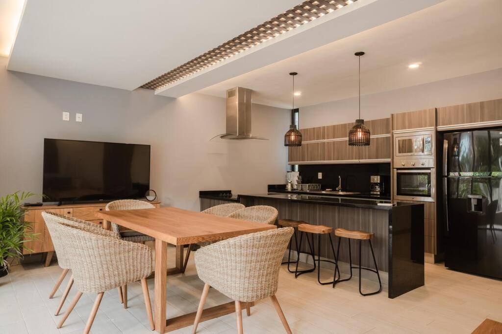 Great In Heart Of W/ Chef & Transport Apartamento *