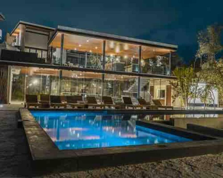 Apartamento Luxury Retreat W/ Private Pool - Nook