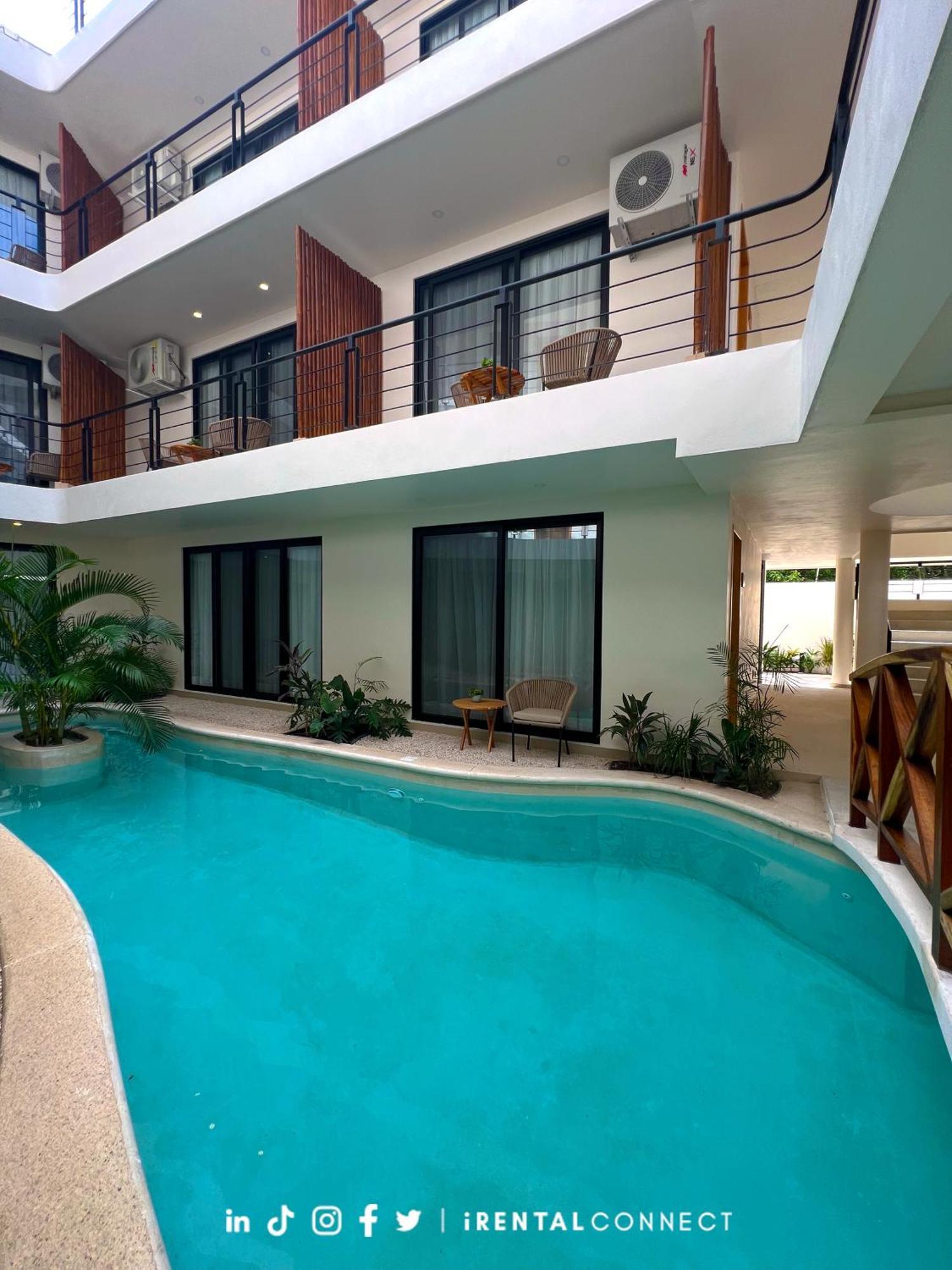 New Studio P/2, Alberca, Balcon Privado