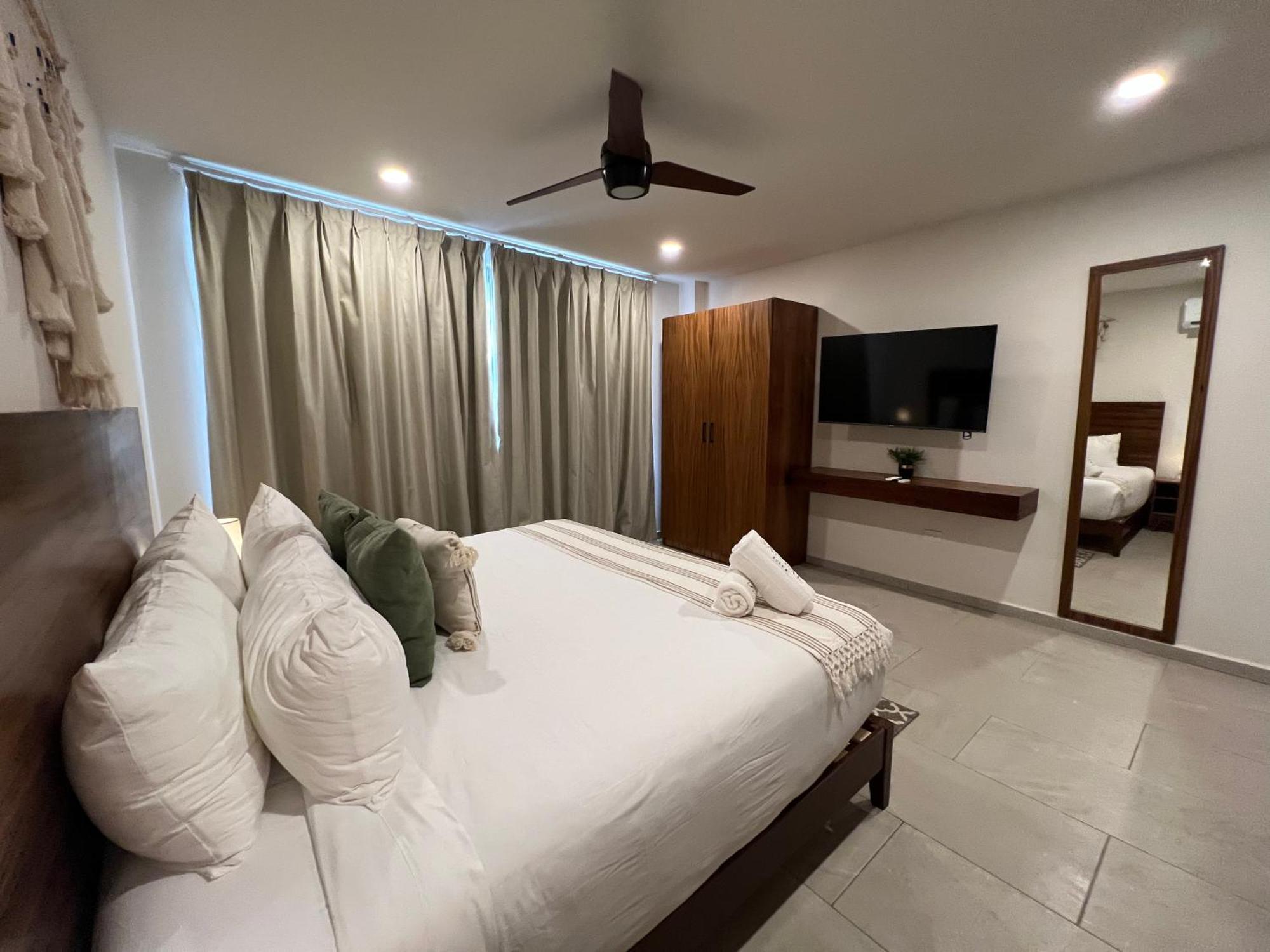 New Studio P/2, Alberca, Balcon Privado