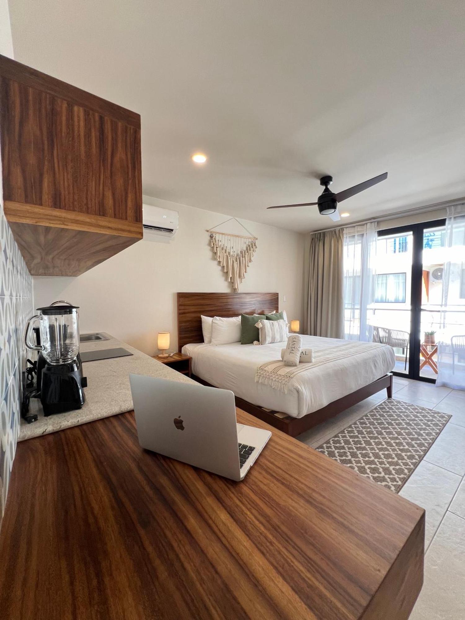 New Studio P/2, Alberca, Balcon Privado