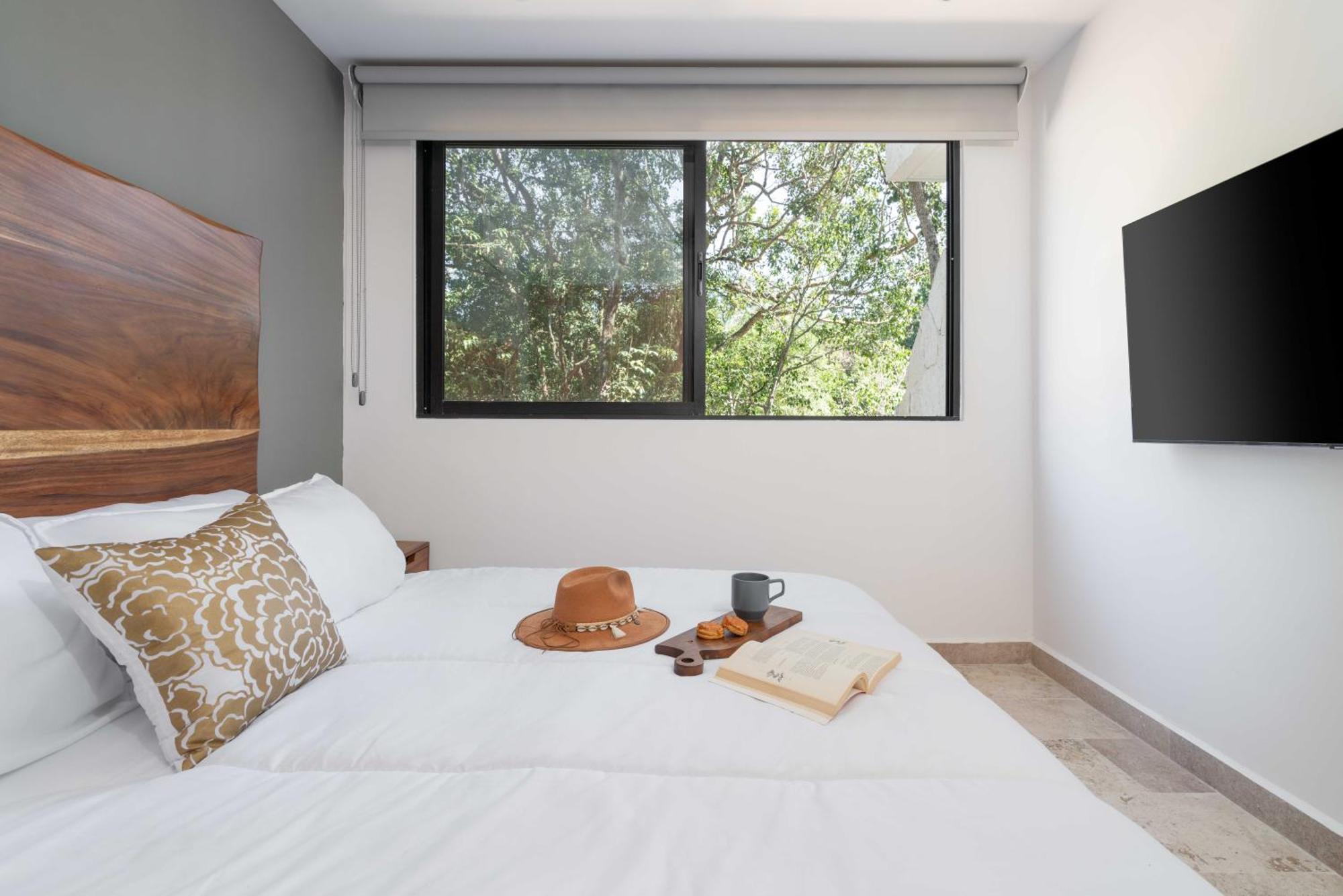 2 Bd With Private Plunge Pool And Terrace *