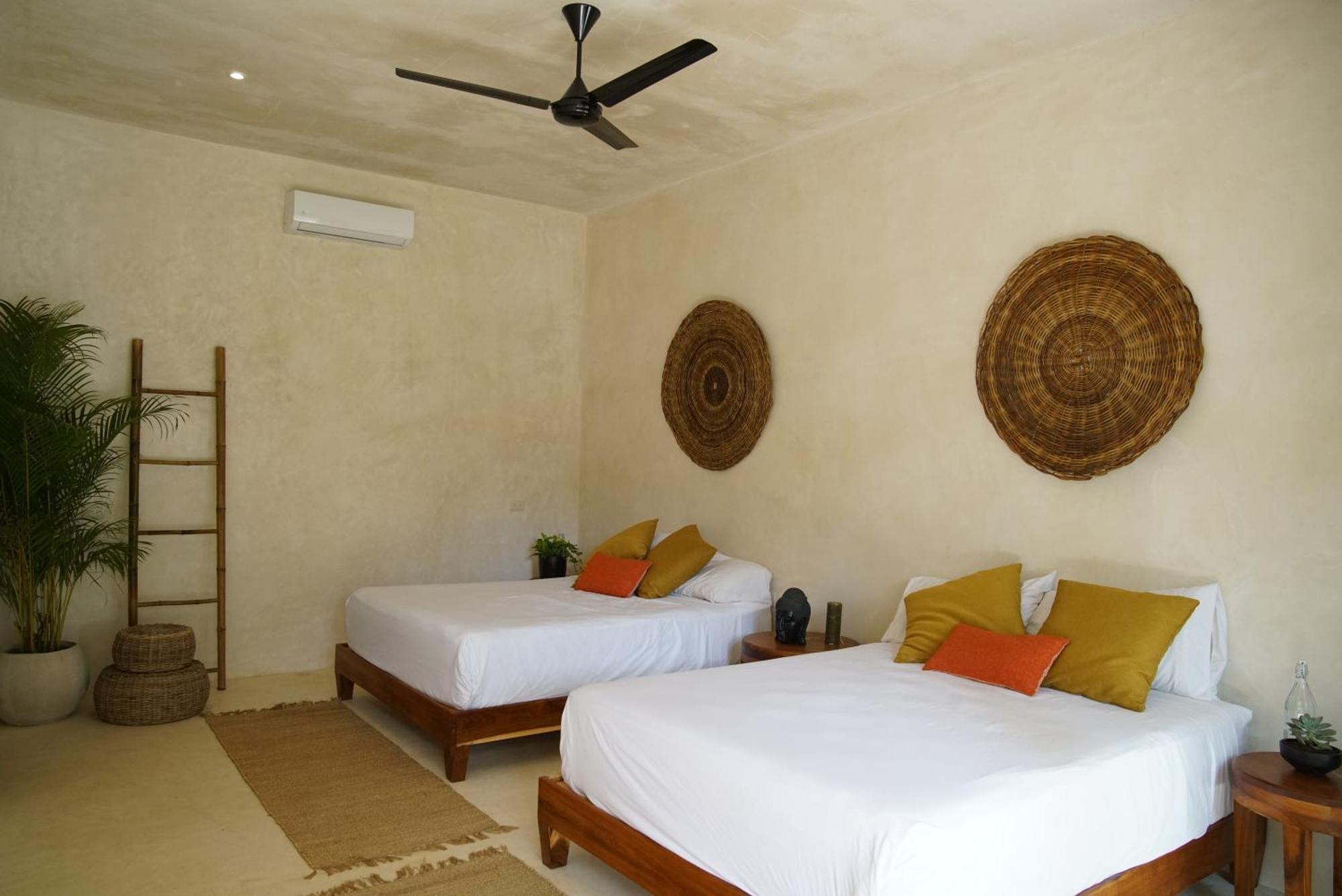Villa Sotik House *