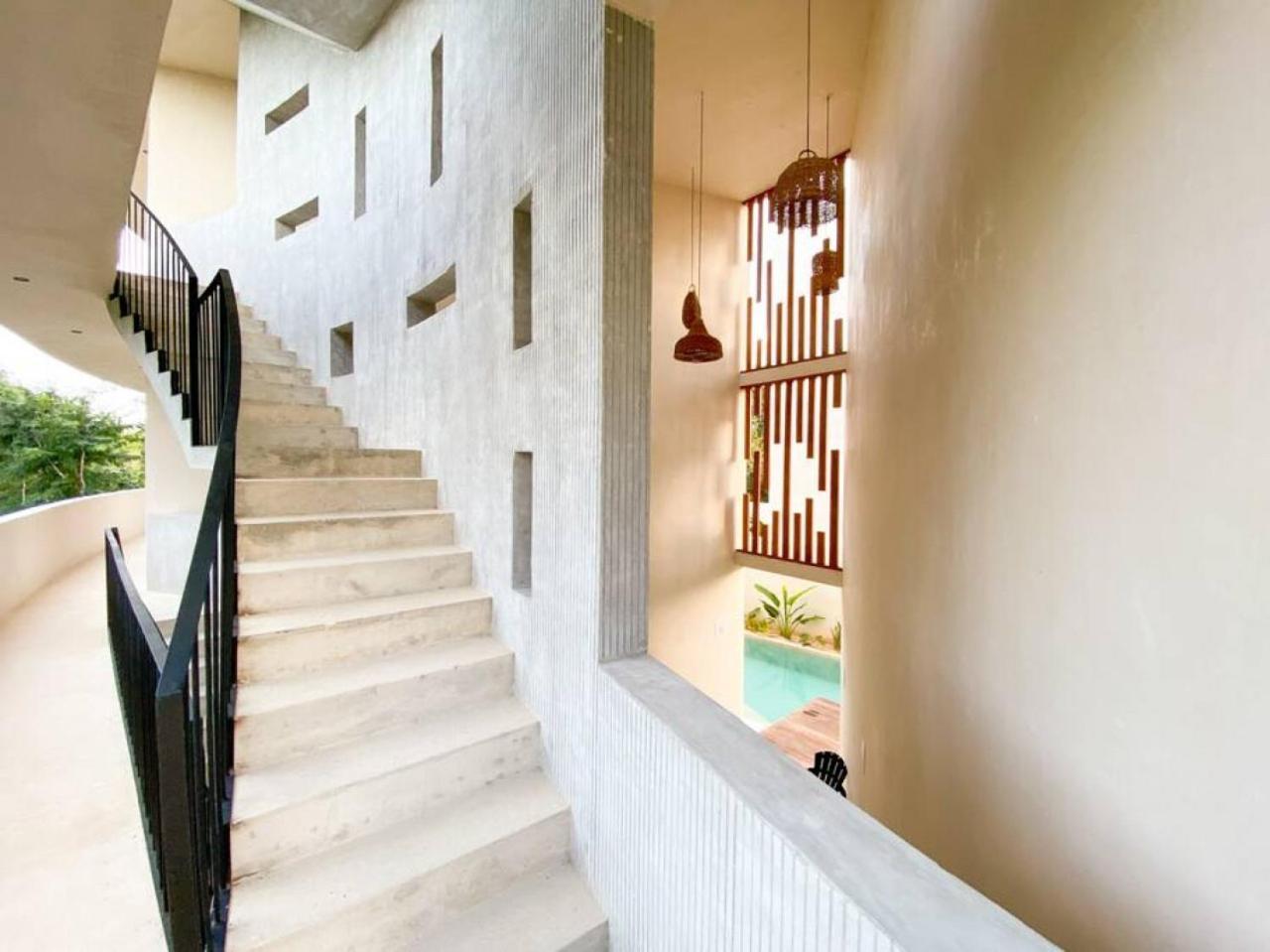 Bohochic With Full Kitchen, Pool, Balcony Wifi