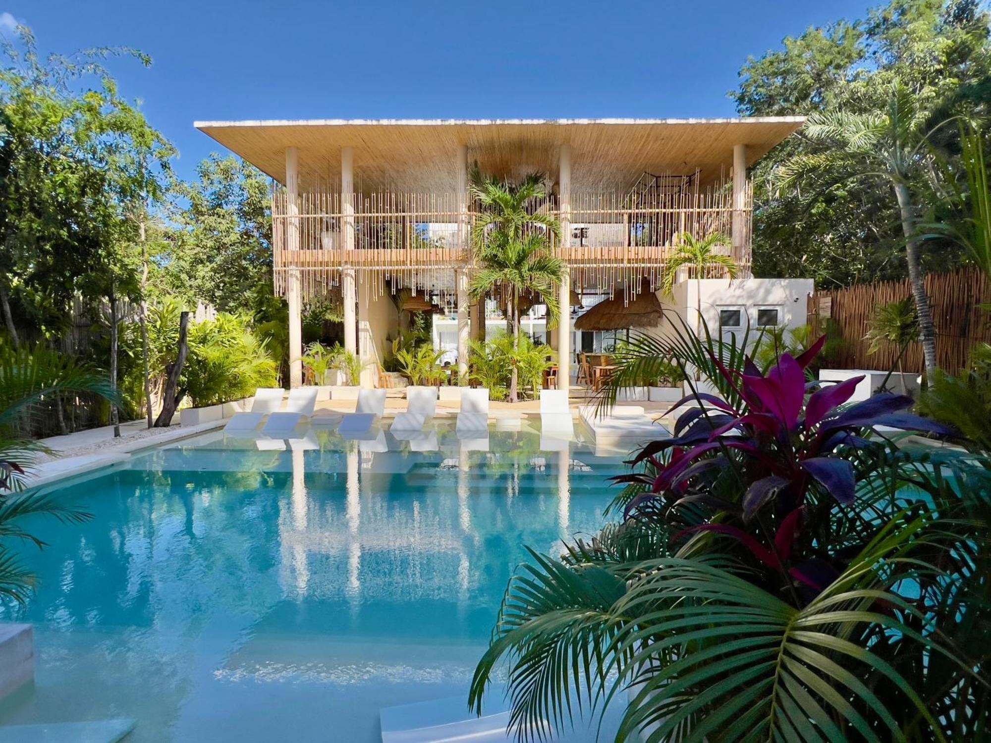 In By Casago * Tulum
