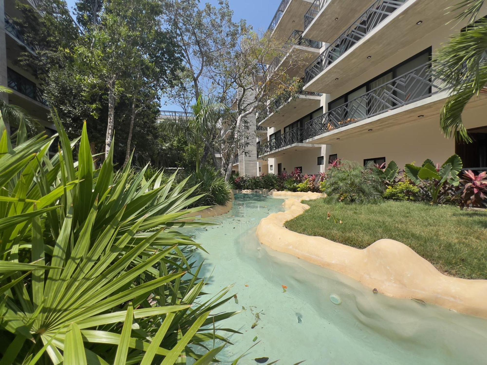 Great Located In By Casago *