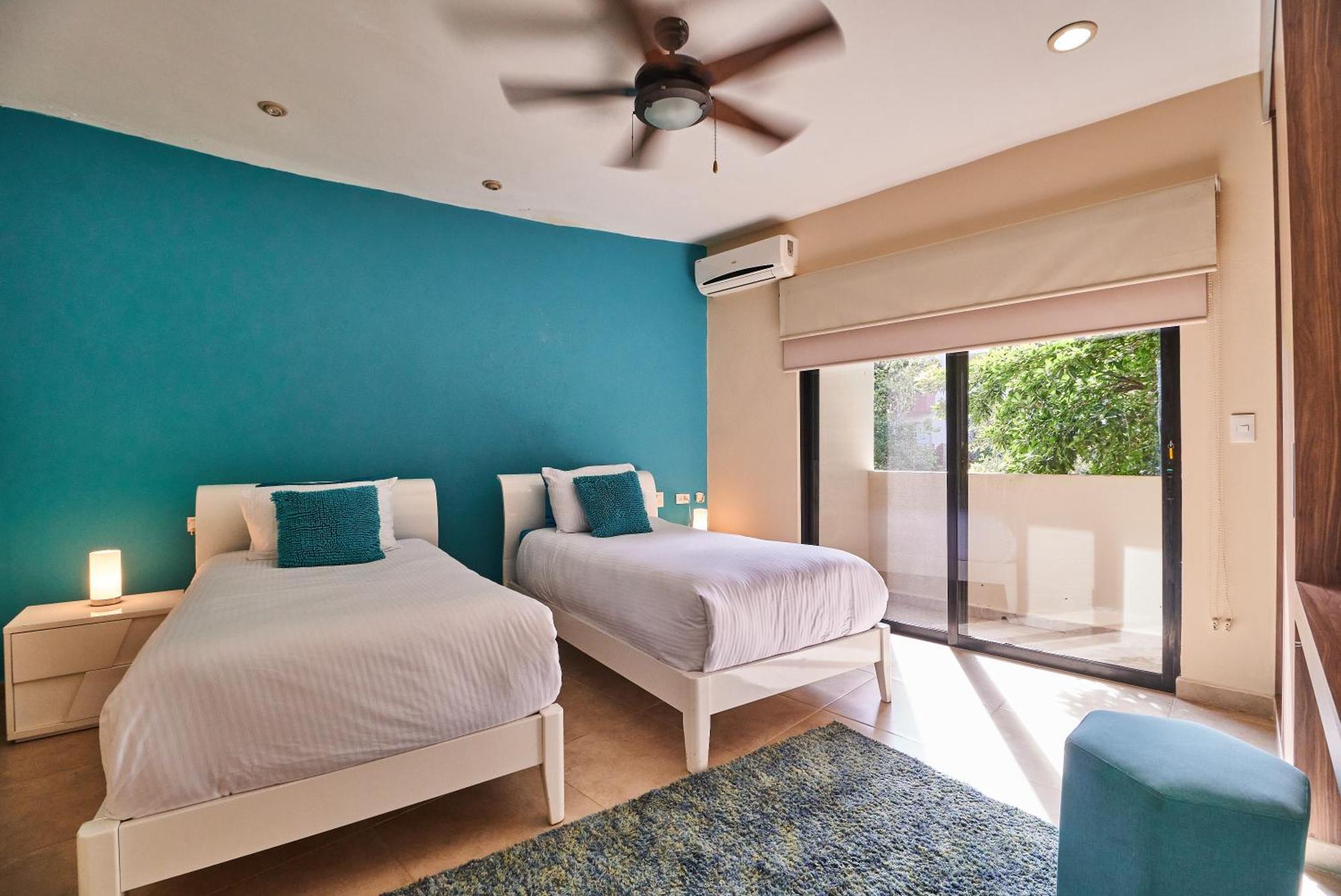 Dorian Gray - Pool & Beach Club Access & 300mbps Wifi Tulum