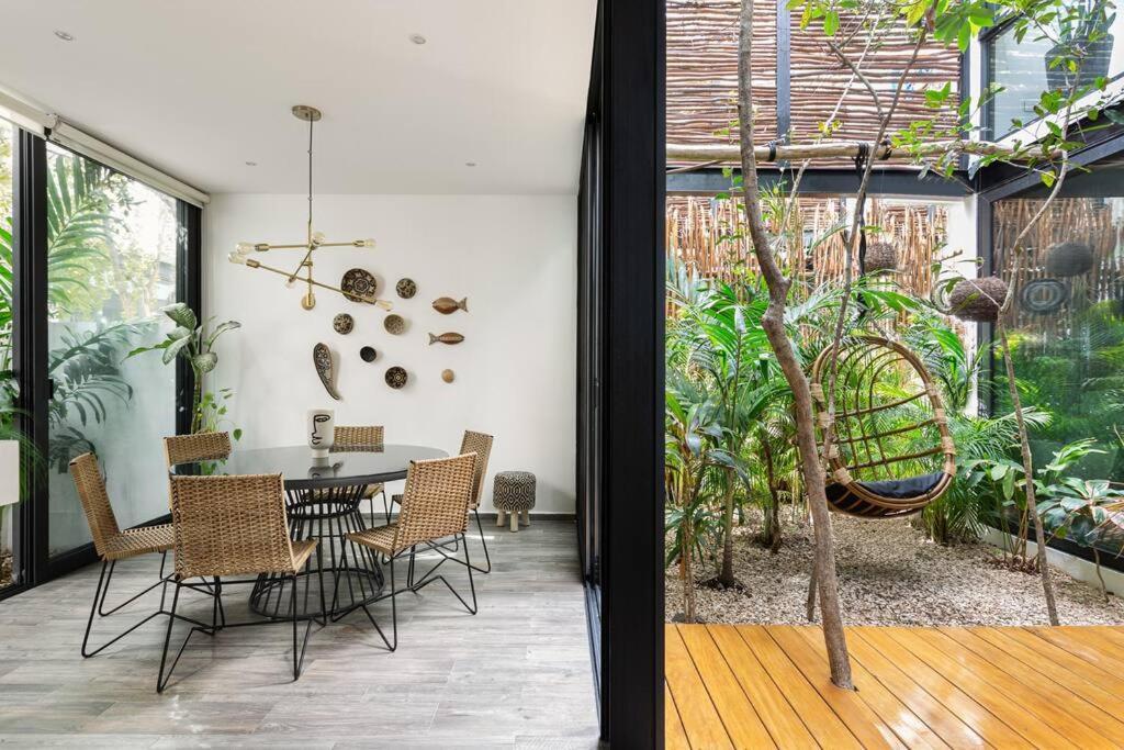 Сasa de vacaciones Chic Townhouse With Private Pool And Rooftop View *