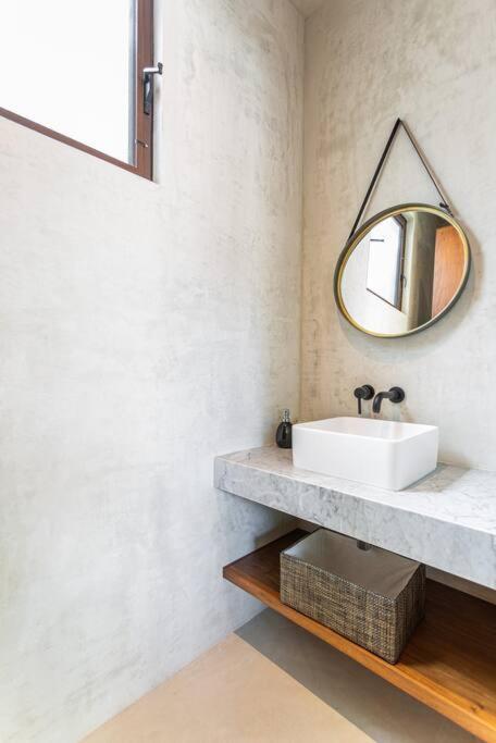 Tranquil With Private Pool And Garden Villa *