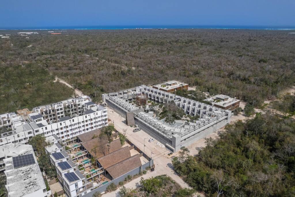 Lux Toh Villa, Rooftop Pool, Wifi, Transport Apartamento