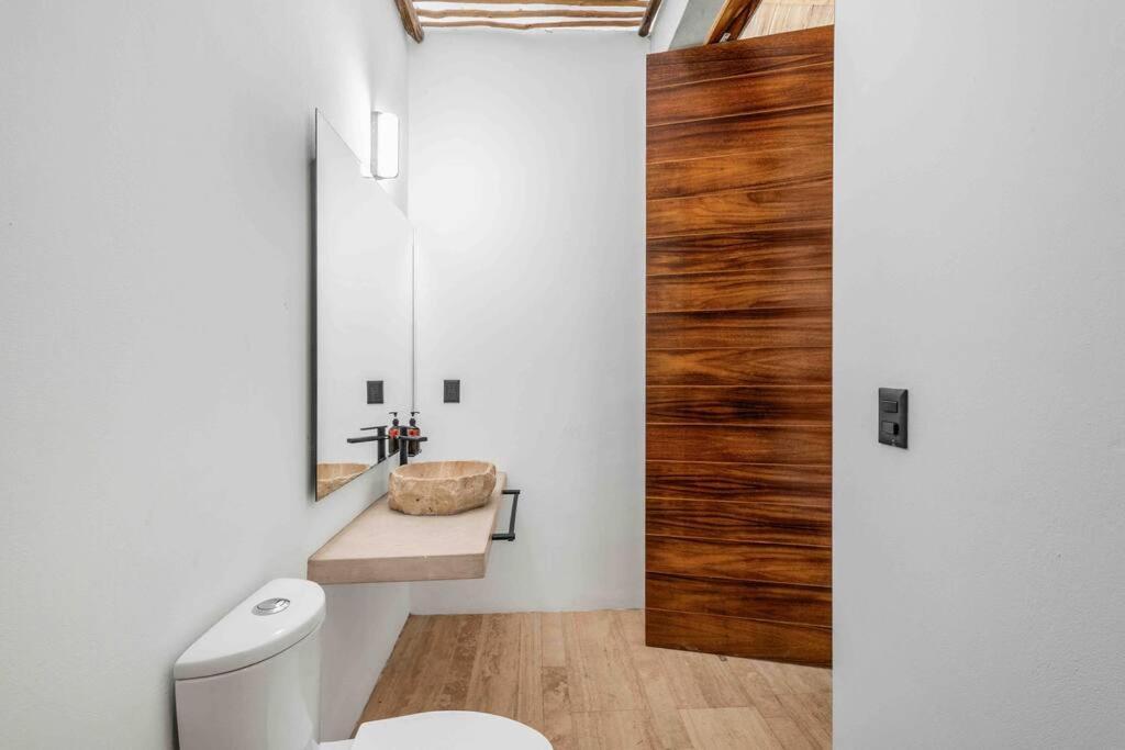 Brand New Just 5 Min To & Downtown! Apartamento *