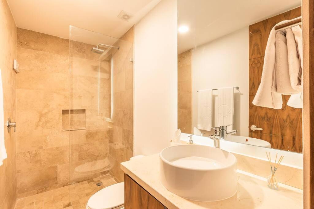 Apartamento Beautiful & Brand New 2br Gated Community Pool *