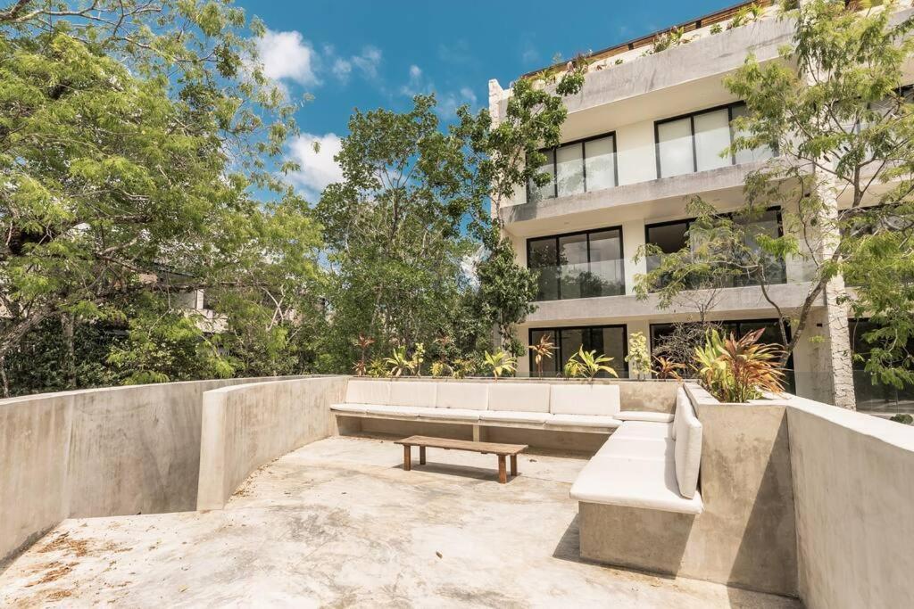 Beautiful & Brand New 2br Gated Community Pool *