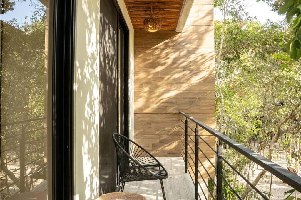 New 1 Bed - - Private Terrace Apartamento