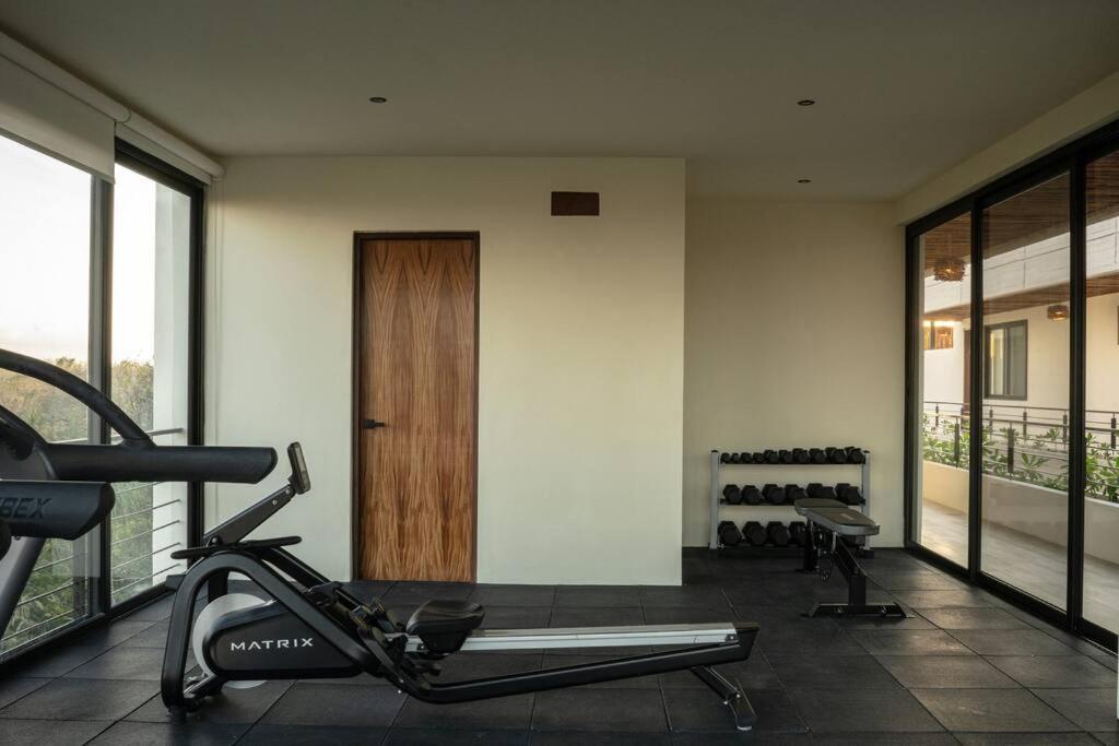 New 1 Bed - - Private Terrace Apartamento