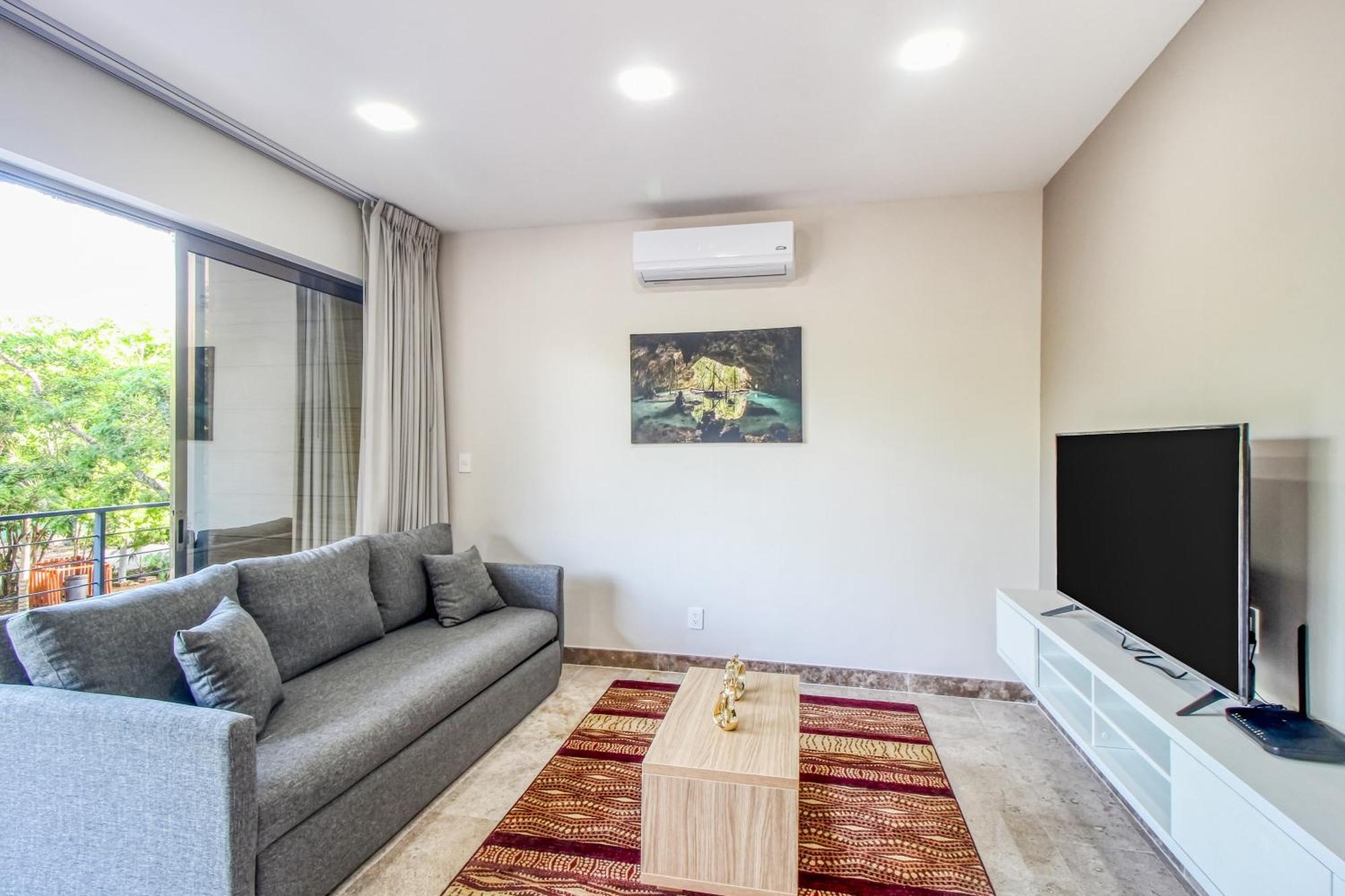 Hotel Aldea Zama *