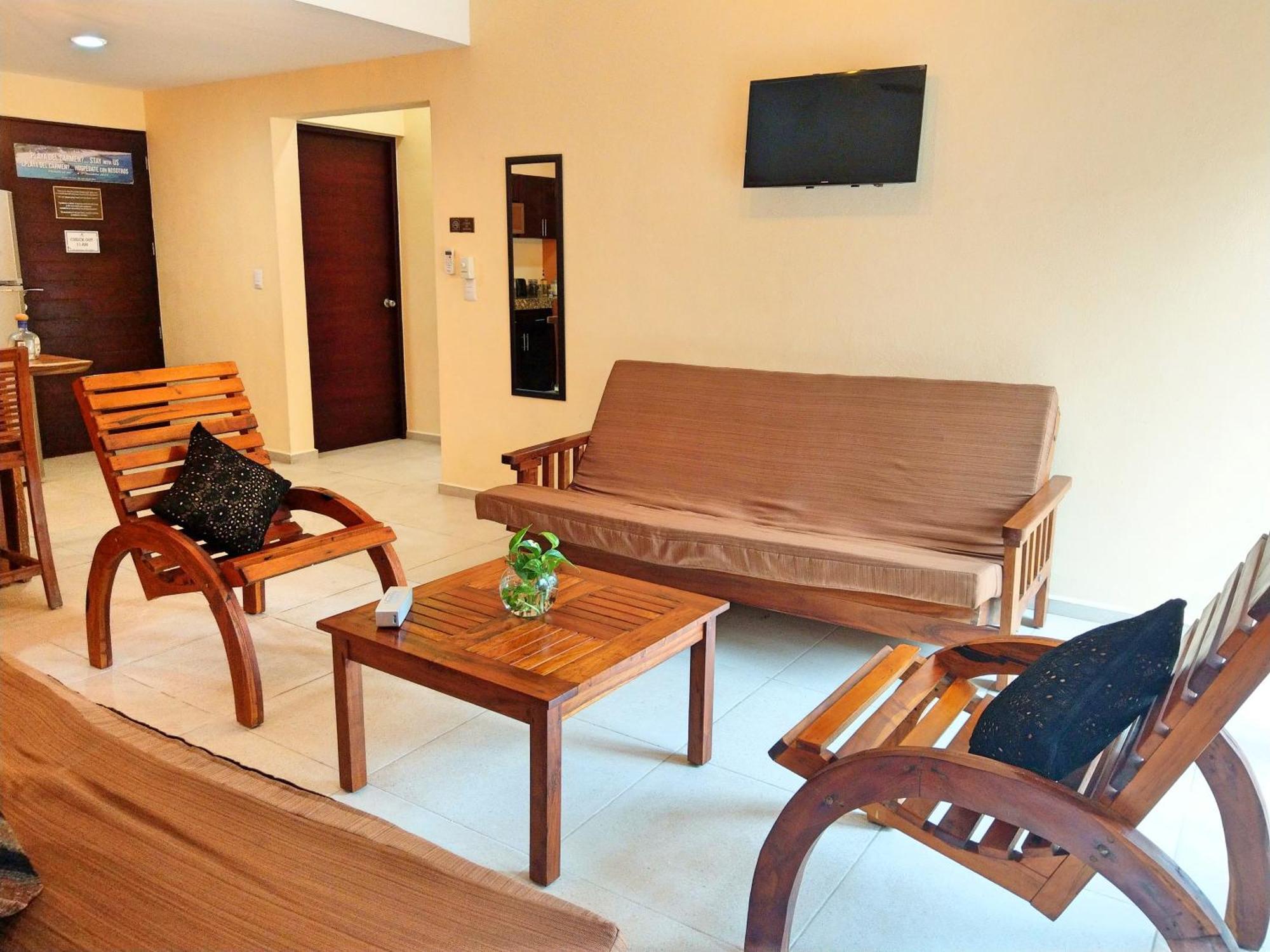 Nah Apartahotel 3*