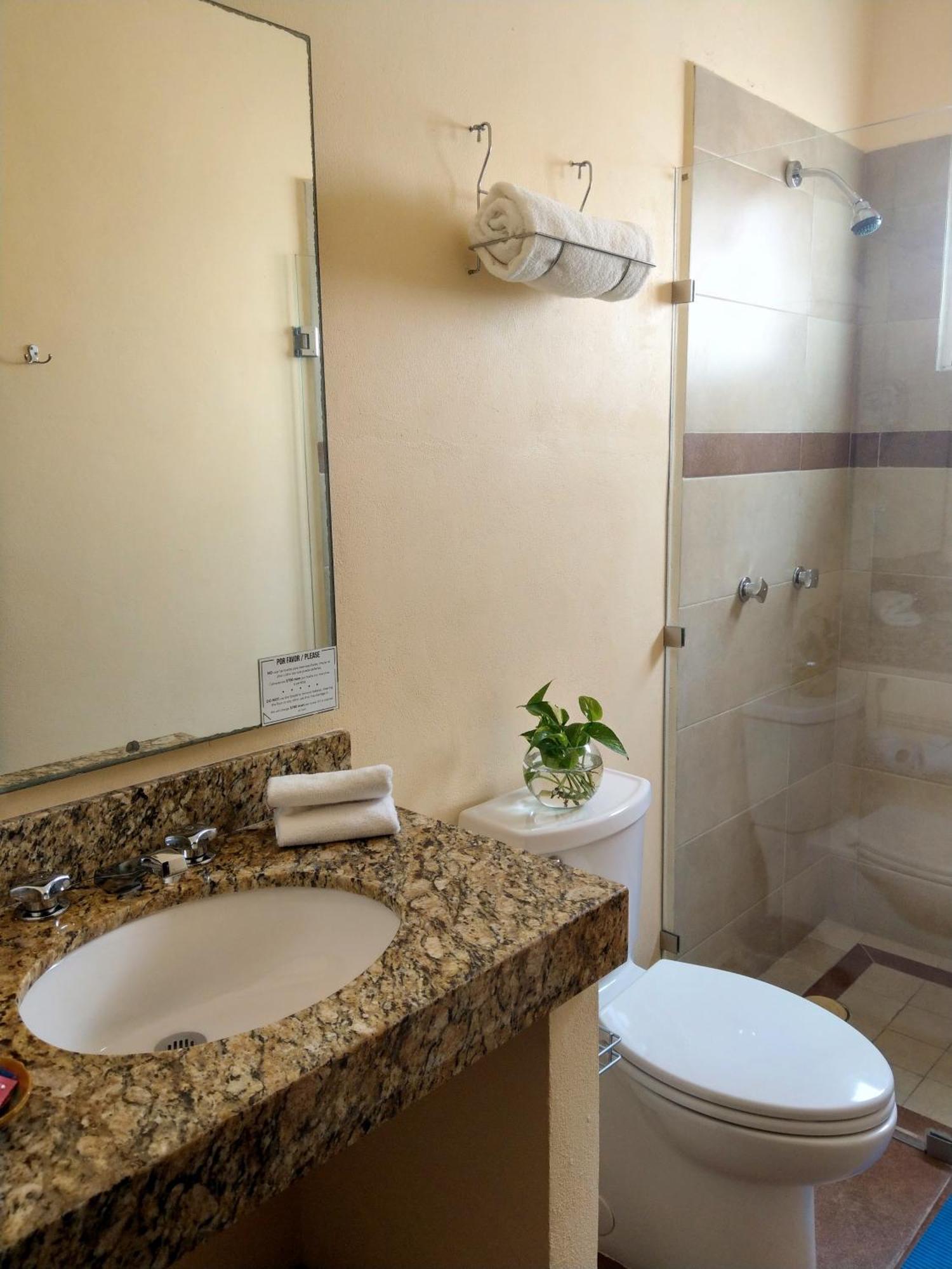 Nah Apartahotel 3*