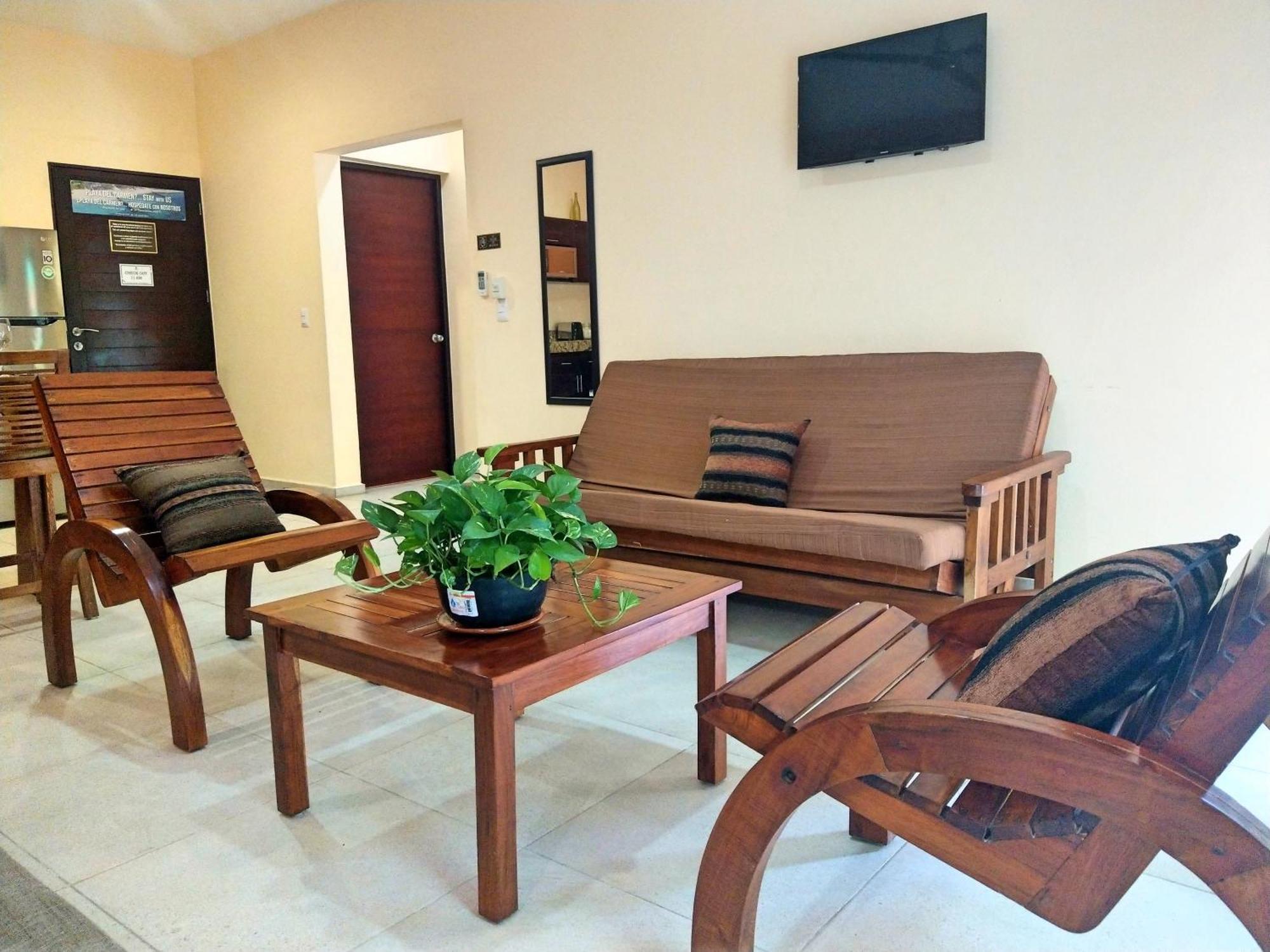Apartahotel Nah 3*