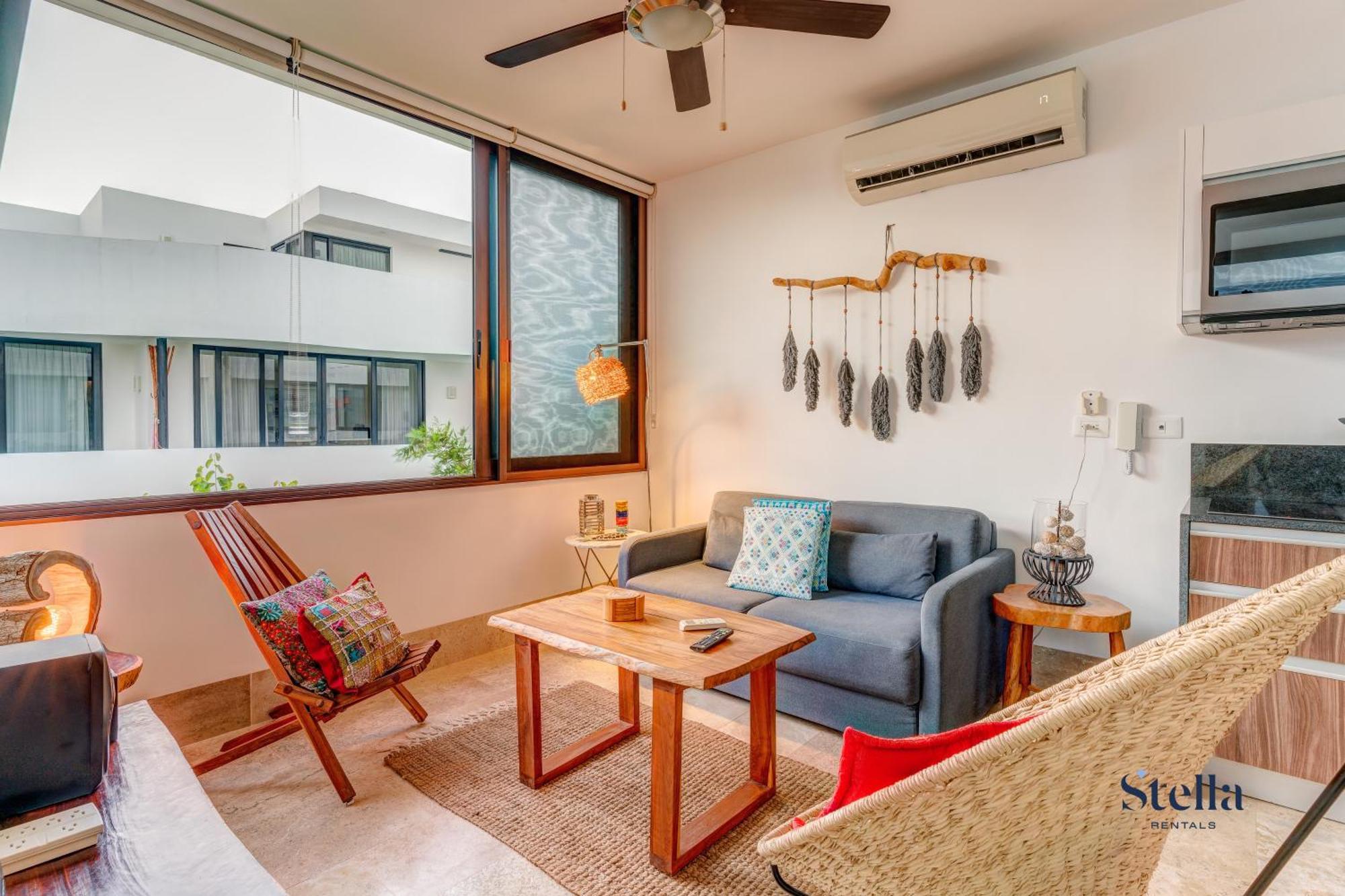 Private Rooftop 1br With Stunning Common Areas