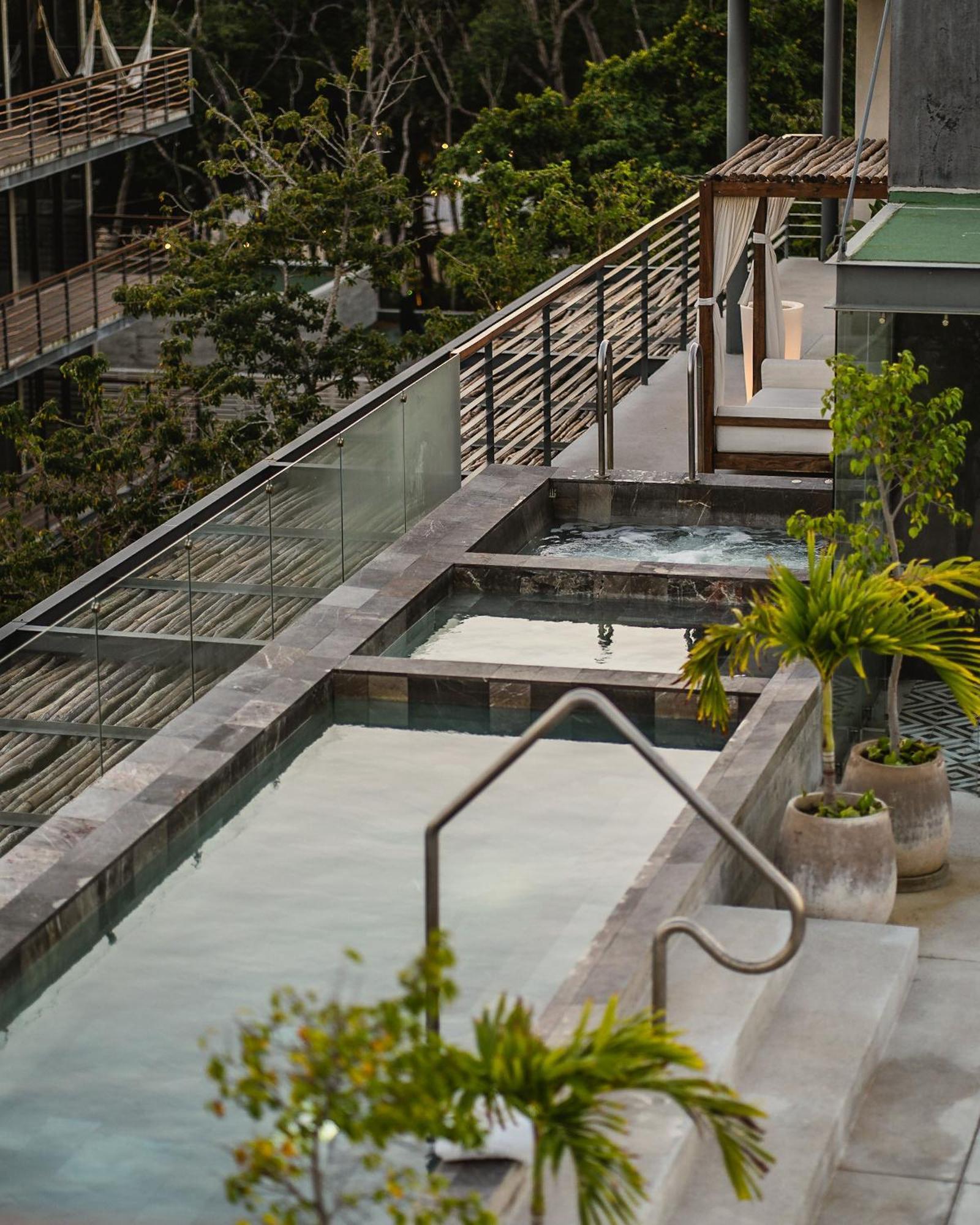 Divine 1br Swim Up With Cenote And Gym *