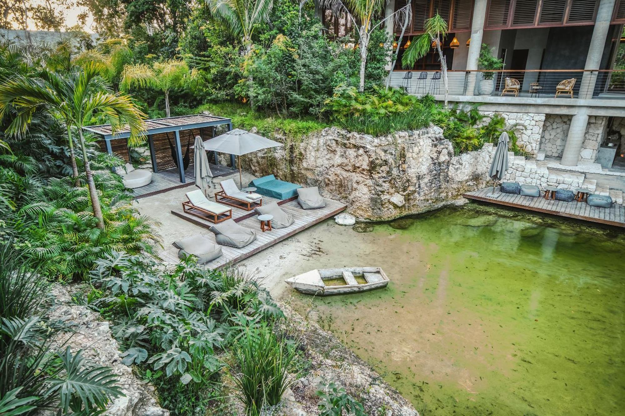 Divine 1br Swim Up With Cenote And Gym Apartamento Tulum