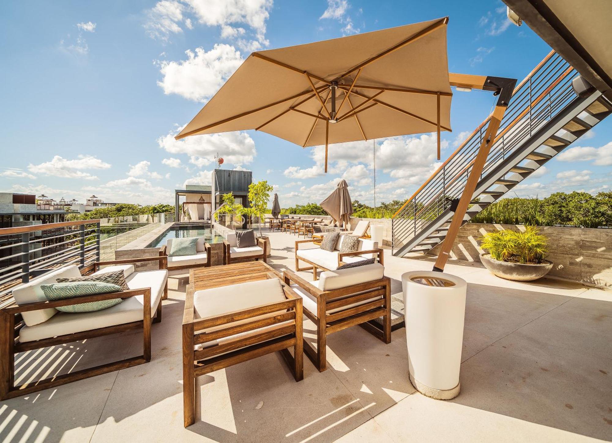 Amazing 1br Swim Up Cenote Gym Apartment *