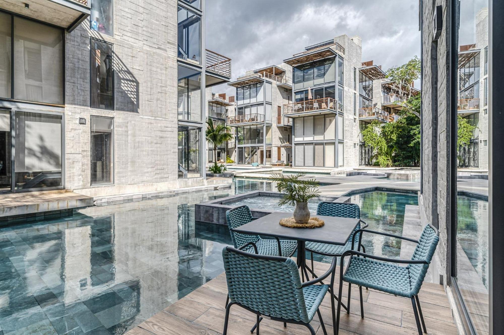 Amazing 1br Swim Up Cenote Gym Apartment *