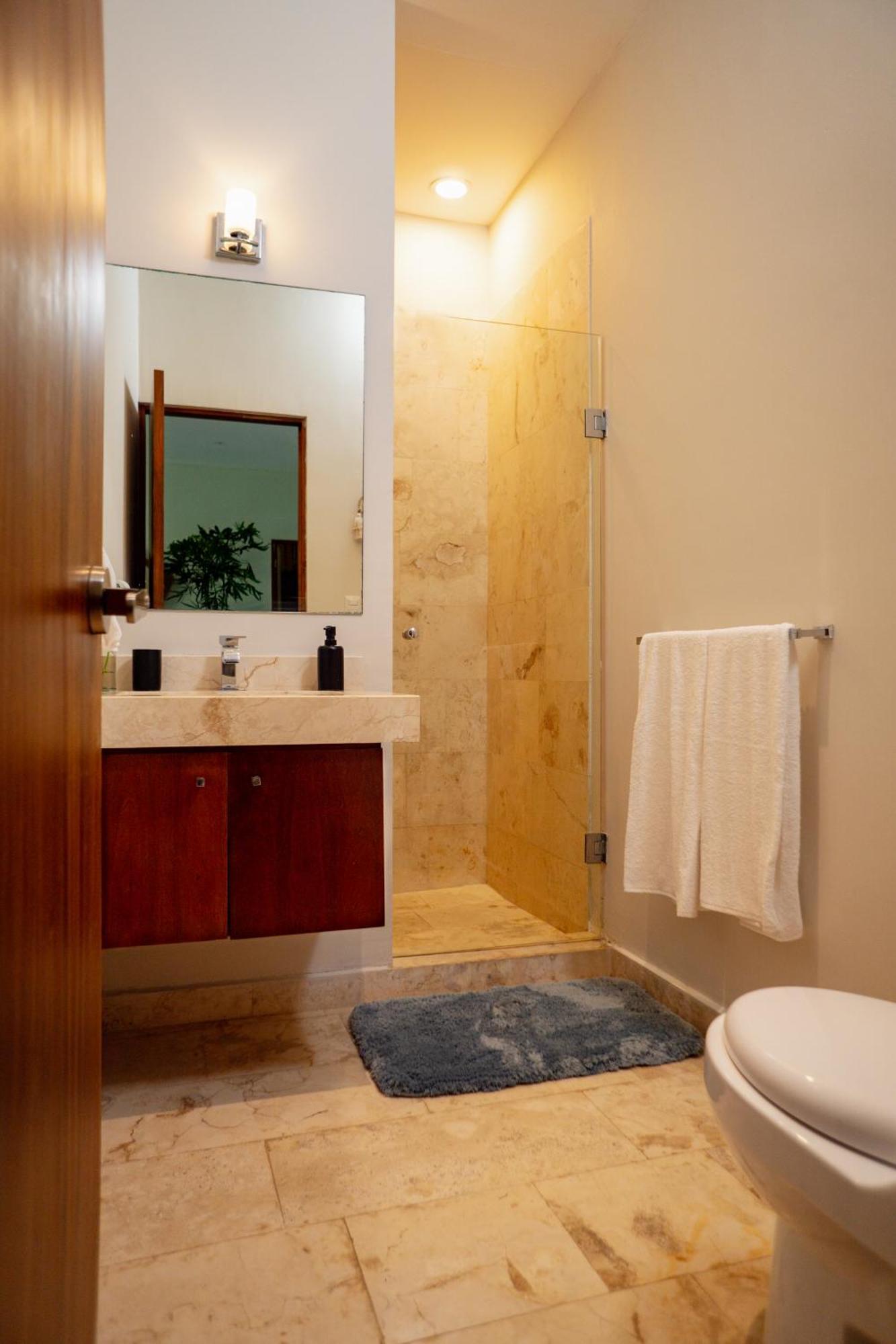 Bello, Comodo Y Elegante. Apartamento