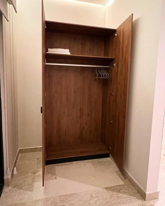 Loft, Gym, Pool, Internet Zama Apartamento