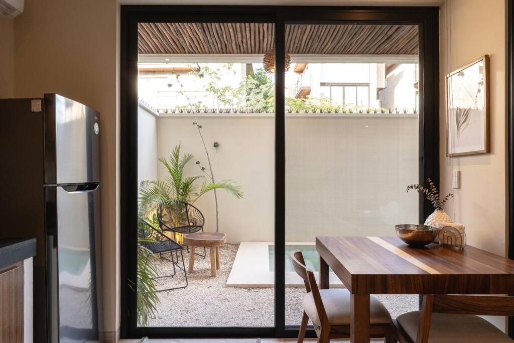 New 1 Bedroom - - Private Pool *