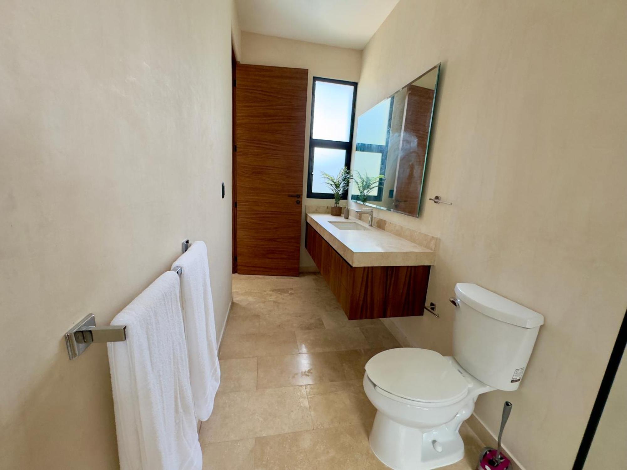 Casa Laak, Luxury Villa, 5 Bedroom 7 Bt, Heated Pool Villa *