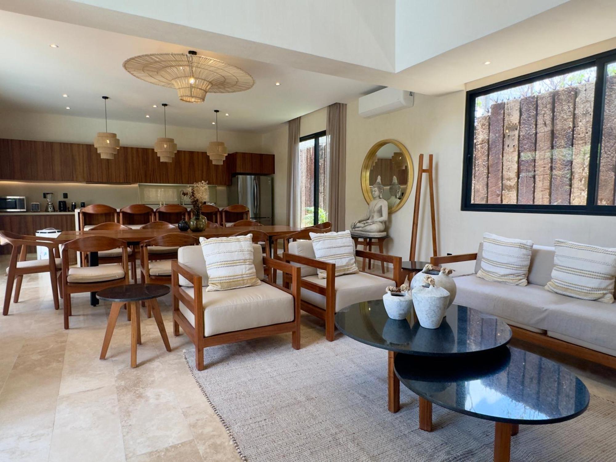 Villa Casa Laak, Luxury Villa, 5 Bedroom 7 Bt, Heated Pool
