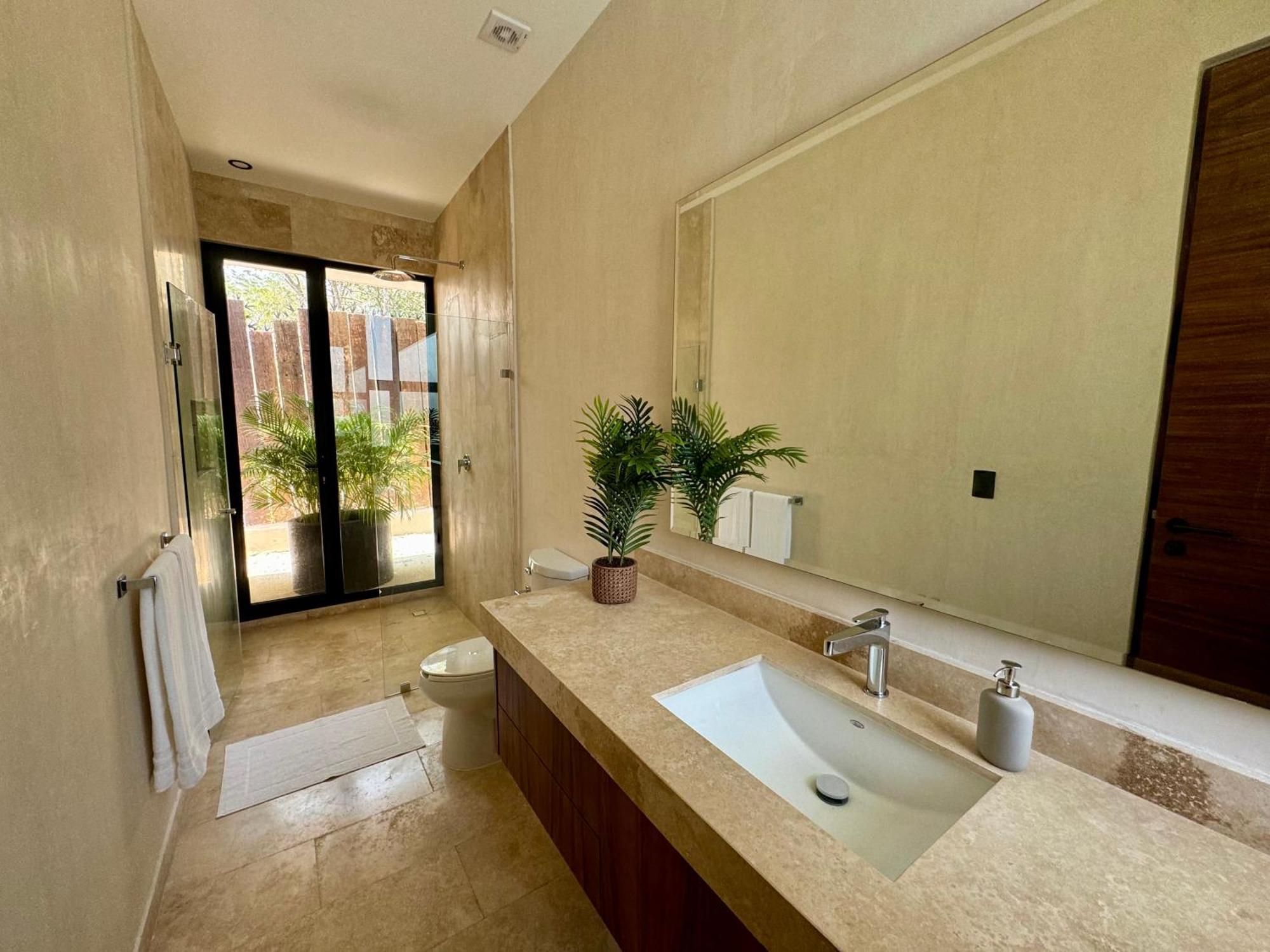 Villa Casa Laak, Luxury Villa, 5 Bedroom 7 Bt, Heated Pool Tulum