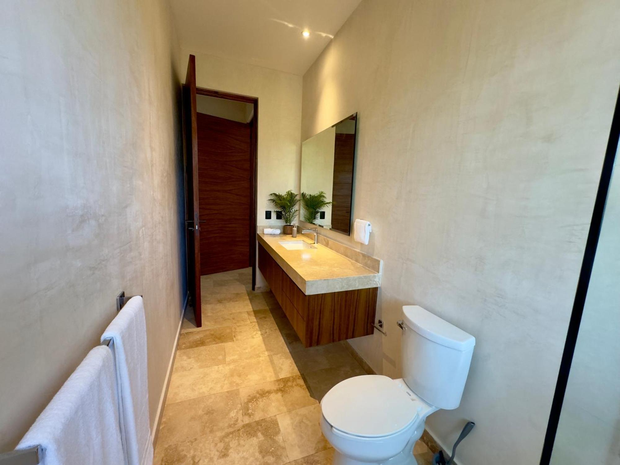 Casa Laak, Luxury Villa, 5 Bedroom 7 Bt, Heated Pool Villa Tulum