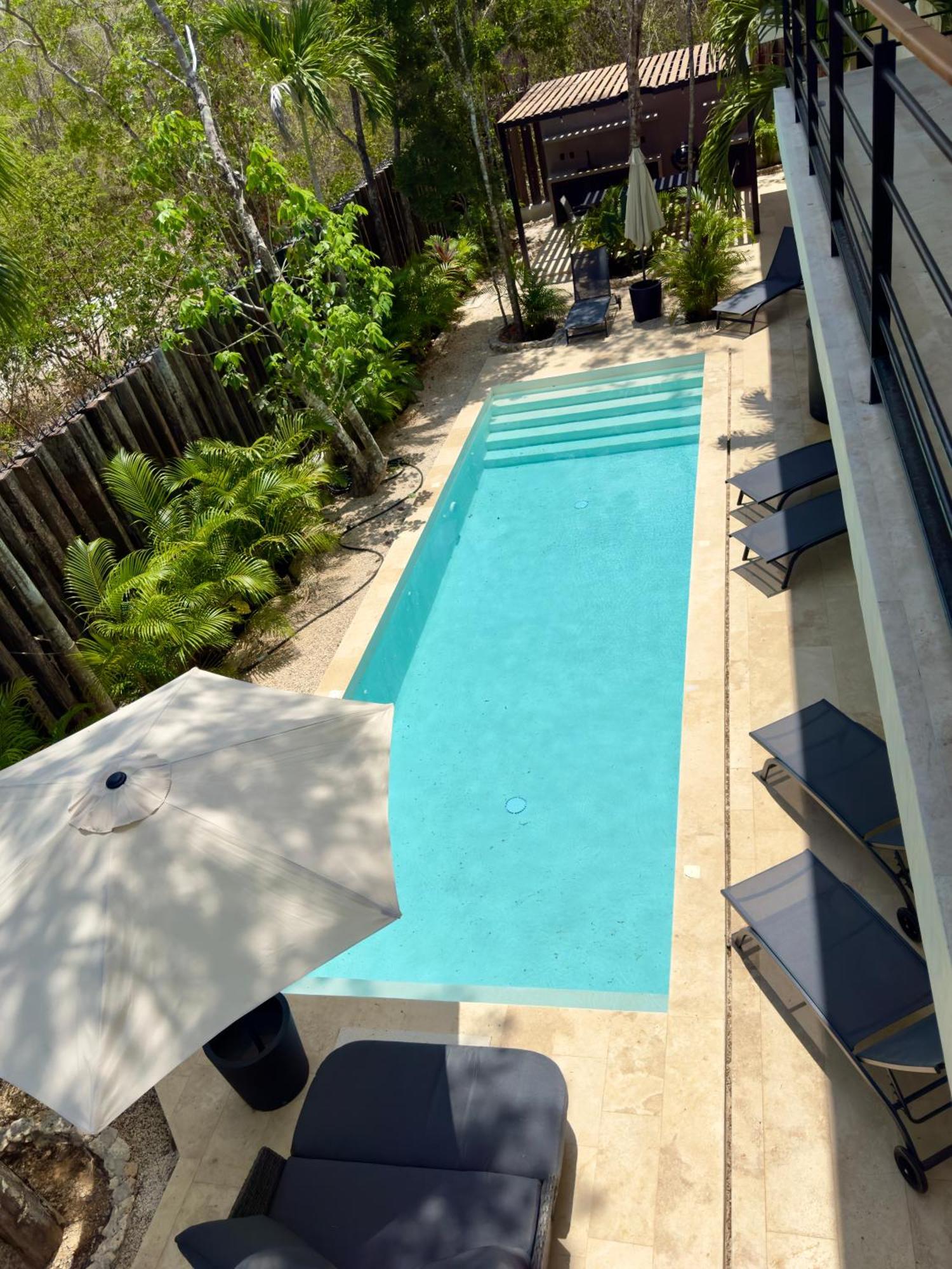 Casa Laak, Luxury Villa, 5 Bedroom 7 Bt, Heated Pool *