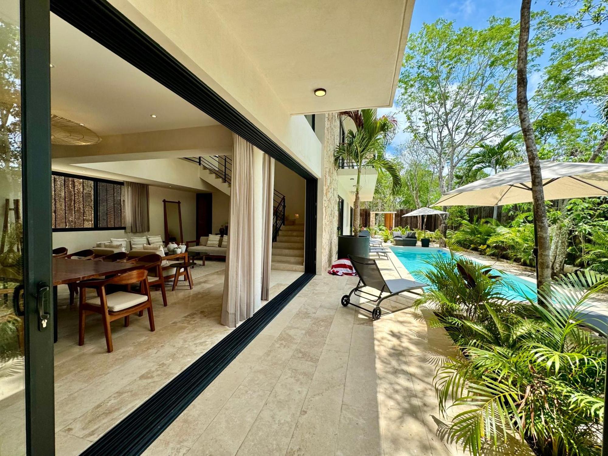 Casa Laak, Luxury Villa, 5 Bedroom 7 Bt, Heated Pool Villa