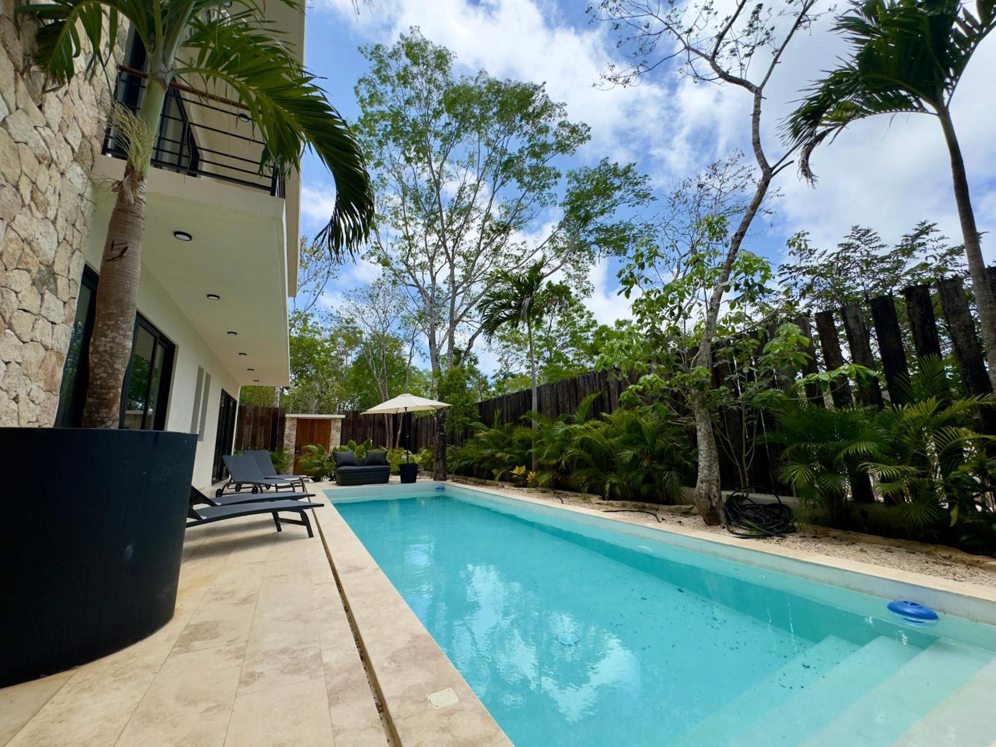 Casa Laak, Luxury Villa, 5 Bedroom 7 Bt, Heated Pool Villa Tulum