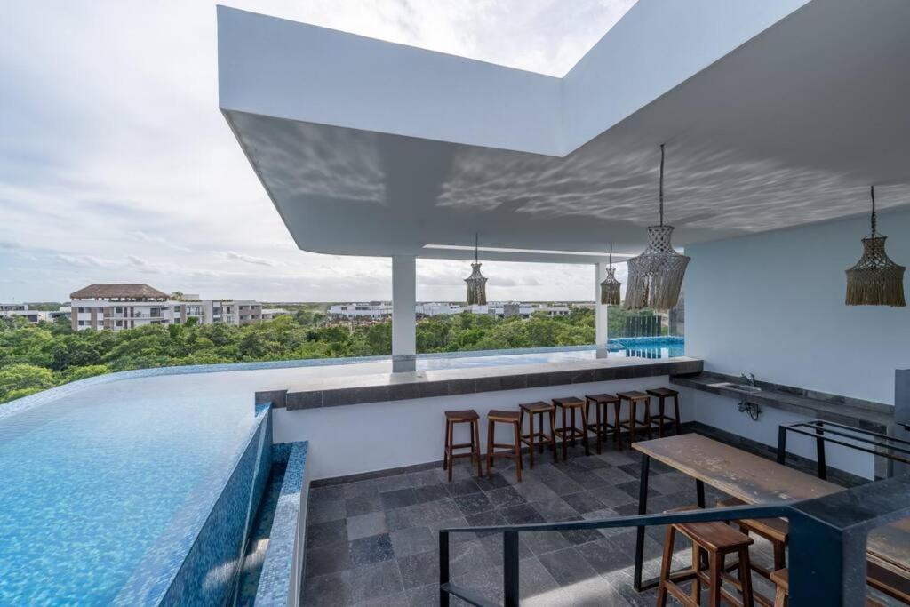 Elena Penthouse Oasis
