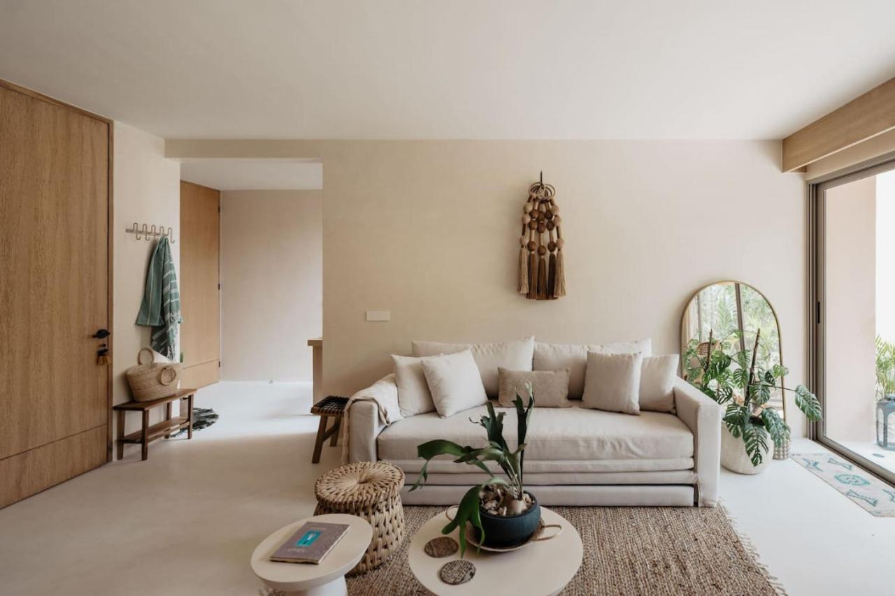 Holiday home Blush Jungle Romantic Retreat *