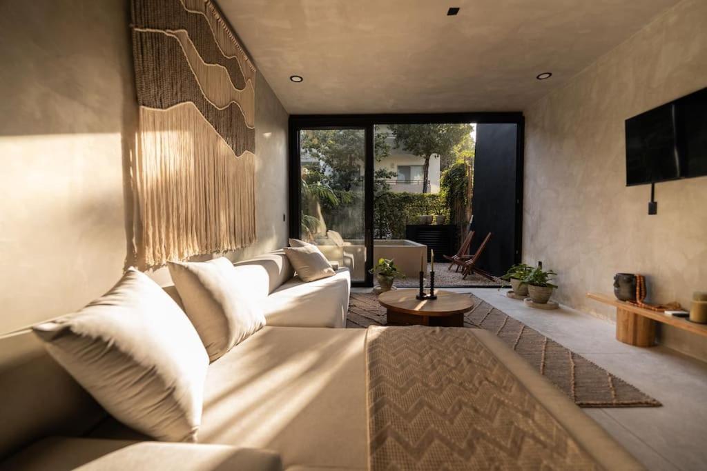 Luxury Twin Villas, 4 Private Pools, 2 Rooftops, Bbq, Near