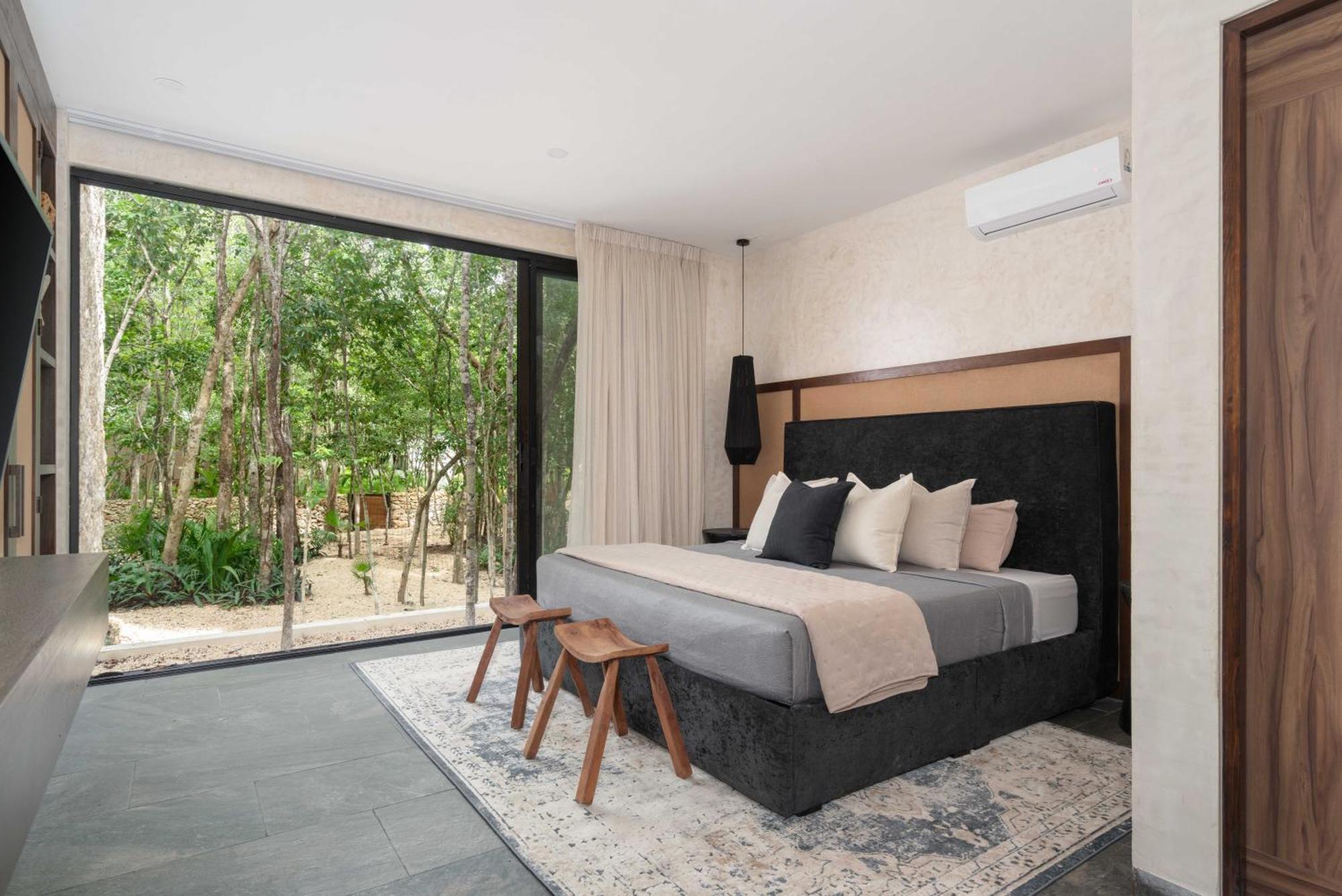 Twelve O'clock - Luxury Villa Tulum