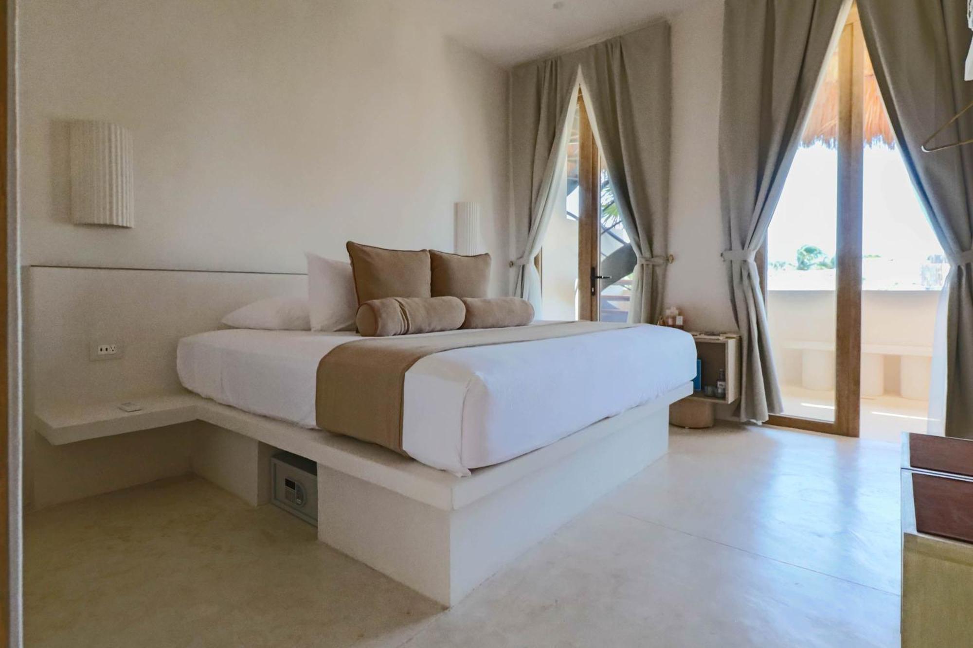 Panamera 4* Tulum