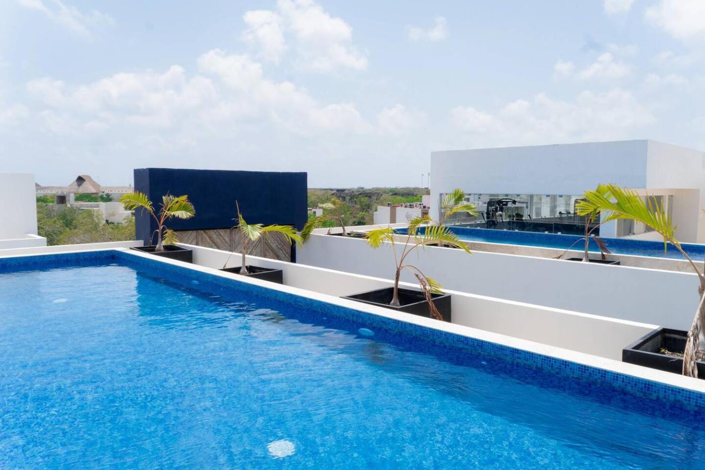 Lux With Private Plunge Pool, Gym