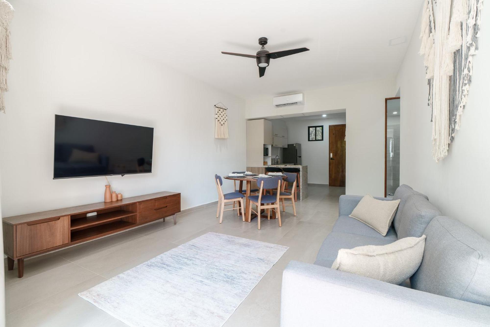 Apartamento Downtown Penthouse With Private Pool, Rooftop Pool And Gym, Short Distance From Beaches, Restaurants & Nightlife