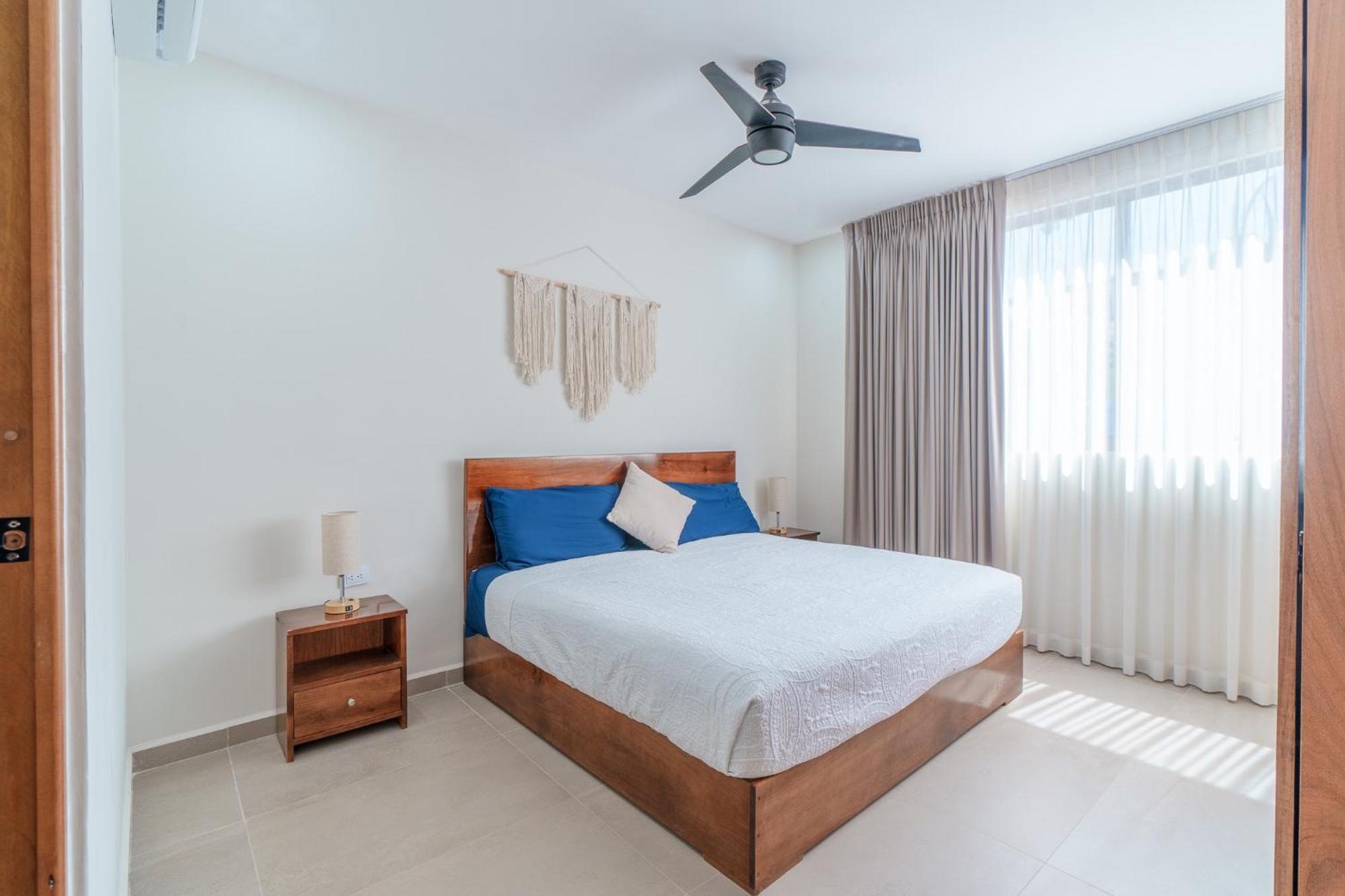 Downtown Penthouse With Private Pool, Rooftop Pool And Gym, Short Distance From Beaches, Restaurants & Nightlife Apartamento